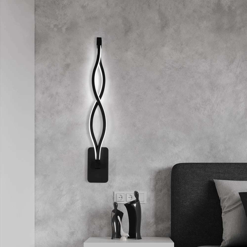 Nordic Modern Shaped Wall Lamp